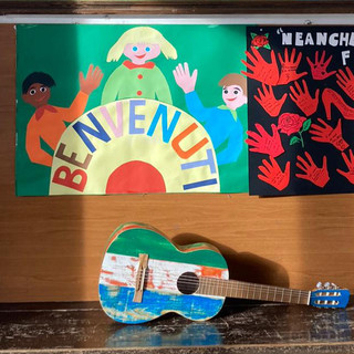 La chitarra del mare accolta nelle scuole di Laveno e dintorni