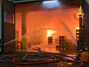 VIDEO e FOTO. Maxi incendio nella notte in un'azienda di Novedrate, in azione anche i vigili del fuoco di Varese VIDEO e FOTO. Maxi incendio nella notte in un'azienda di Novedrate, in azione anche i vigili del fuoco di Varese