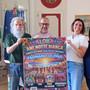 Da sinistra: il sindaco Marco Baroffio, l'assessore Giuseppe Palomba (eventi), Maurizio Baroffio e Stefania Acquaviva di Anf, Daniela Caprioli (assessore al commercio) Da sinistra: il sindaco Marco Baroffio, l'assessore Giuseppe Palomba (eventi), Maurizio Baroffio e Stefania Acquaviva di Anf, Daniela Caprioli (assessore al commercio)