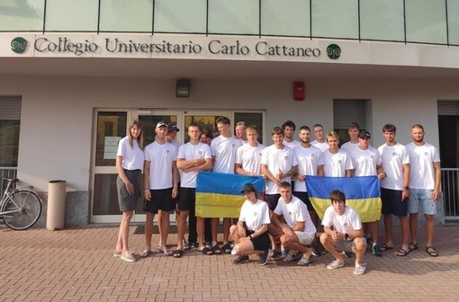 Mondiali di canottaggio, venti atleti ucraini ospiti al Collegio Cattaneo