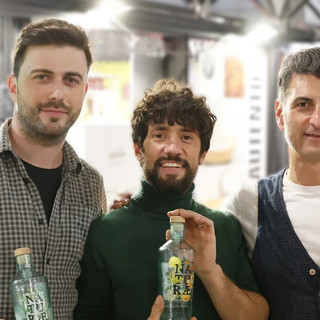 Dalla Valceresio al Vinitaly: l'eccellenza varesina dei liquori nello stand di Officine Liquide Dalla Valceresio al Vinitaly: l'eccellenza varesina dei liquori nello stand di Officine Liquide