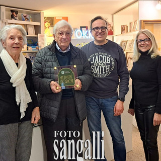 Tradizione e innovazione sono alla base dell'attività del negozio Foto Sangalli