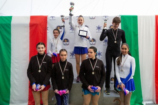 Emozioni di ghiaccio a Oggiona Santo Stefano: la squadra Ice Emotion fa il pieno di trofei