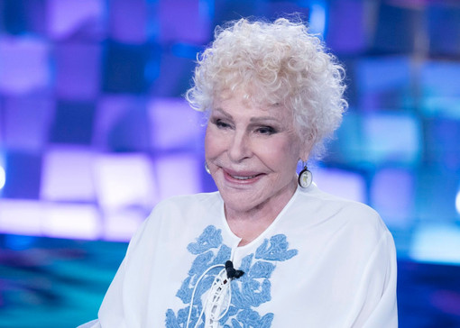 Ornella Vanoni (foto tratta dal profilo Facebook ufficiale della cantante)