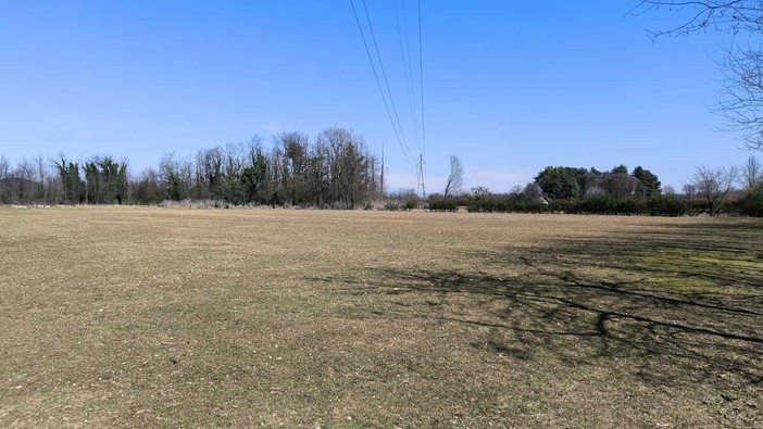 Una minorenne aggredita al Parco Alto Milanese. Castiglioni condanna ma rassicura: «Il Pam è un posto ben frequentato» Una minorenne aggredita al Parco Alto Milanese. Castiglioni condanna ma rassicura: «Il Pam è un posto ben frequentato»