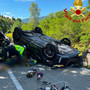 Le immagini dell'auto ribaltata sulla Sp69 a Porto Valtravaglia