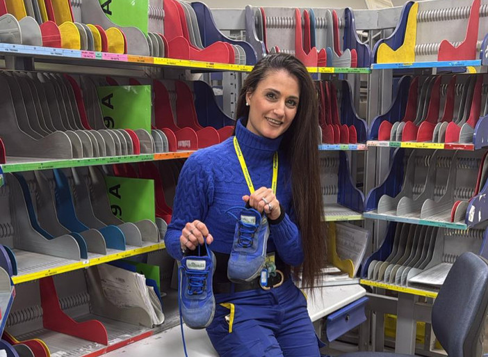 Dalle scarpe antitrauma dei postini della provincia di Varese a pavimenti antitrauma per bambini Dalle scarpe antitrauma dei postini della provincia di Varese a pavimenti antitrauma per bambini