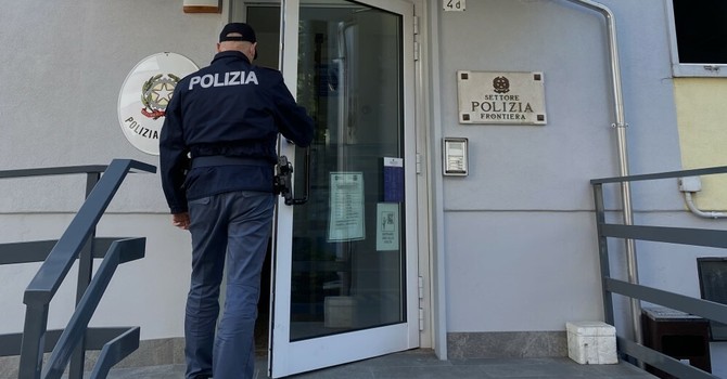 Tenta di togliersi la vita in un hotel di Laveno, giovane salvata dalla polizia