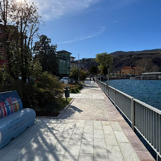 Lavori conclusi sul lungolago di Porto Ceresio (foto dalla pagina Facebook del Comune)