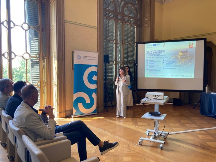 La presentazione del progetto oggi a Ville Ponti La presentazione del progetto oggi a Ville Ponti