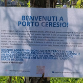 Il cartello lasciato dai giovani della Consulta di Porto Ceresio Il cartello lasciato dai giovani della Consulta di Porto Ceresio