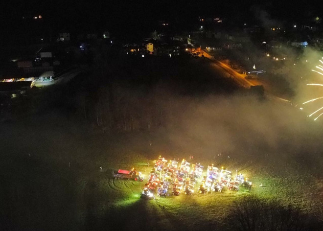 L'Albero di Natale con i trattori dello scorso anno