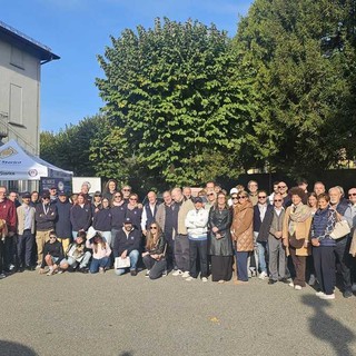 Le "Ruote della Storia" hanno attraversato la provincia di Varese con 45 auto d'epoca