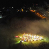 L'Albero di Natale con i trattori dello scorso anno L'Albero di Natale con i trattori dello scorso anno