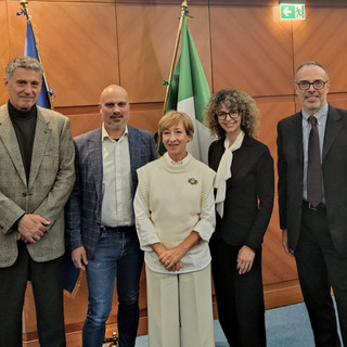 Da sinistra: Giuseppe Campo di INAIL Dimeila, Andrea Alberio di ATS Insubria, Nicoletta Cornaggia di Regione Lombardia, Caterina Cecchino di ATS Insubria e Diego De Merich di INAIL Dimeila
