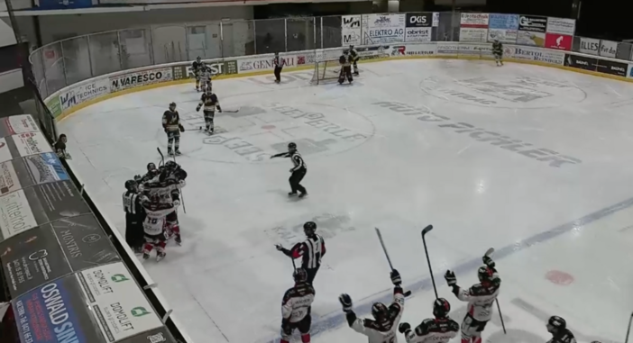 L'Aosta sogna 52', ma il Caldaro non muore mai: rimonta dal 3-1 e va a vincere gara 1 di finale all'overtime. Domani in via Albani si conclude il "Città di Varese"