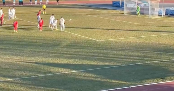 Barzotti batte il rigore dell'1-0 Barzotti batte il rigore dell'1-0