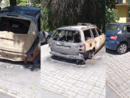 Le tre auto carbonizzate di via Parini Le tre auto carbonizzate di via Parini
