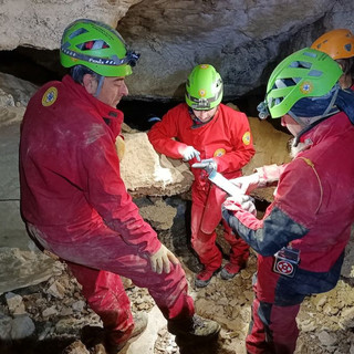 Sperimentazioni e test tecnologici del Soccorso Speleologico alla Grotta del Frassino al Campo dei Fiori