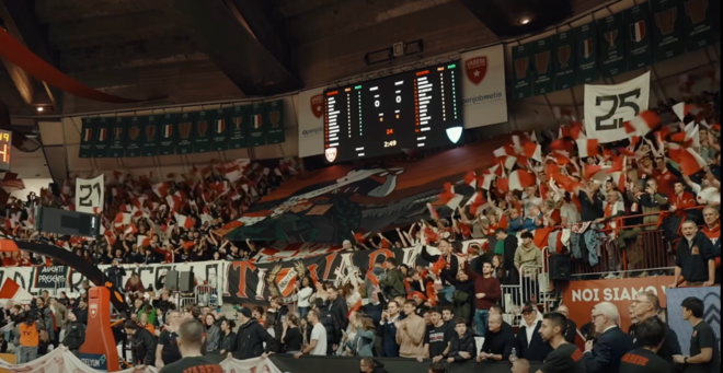 Oggi Varese non potrà essere a Desio per il derby con Cantù, ma ci sarà lo stesso. Nell'anima e nel cuore della Pallacanestro Varese (foto Pallacanestro Varese)