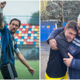 Denni Scapinello torna alla Solbiatese. A sinistra nella foto di Samuele Lucchi e a destra con Fabio Vanetti, papà del capitano dei Mastini dell'hockey e suo grande tifoso