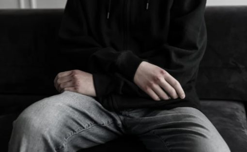 Valcuvia, droga e violenza contro i genitori: condannato 26enne. «In casa ci odiavamo»