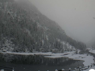 La magia del lago delle Fate innevato a Macugnaga
