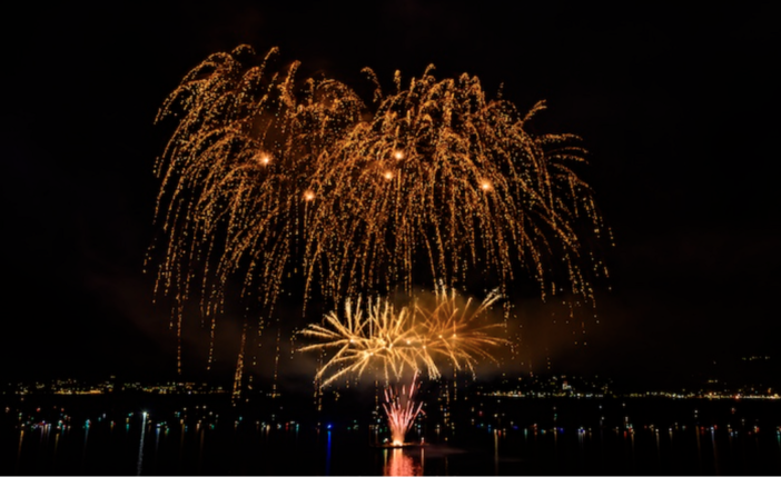 Il “Ferragosto Lavenese” entra nel vivo la 63ª edizione tra musica, sapori e fuochi d’artificio