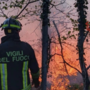 Incendi boschivi, allerta arancione nell’Alto Varesotto: rischio elevato e propagazione veloce