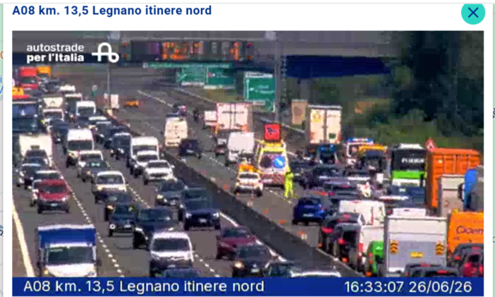 Le immagini dell'incidente tratte dalla webcam di Autostrade per l'Italia