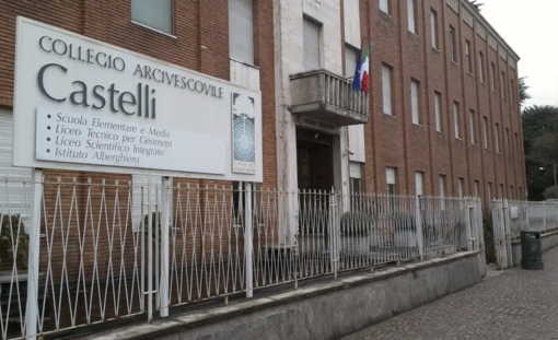 Saronno, dodicenne precipitato da quattro metri al collegio Castelli: si ascoltano i testimoni in attesa di sviluppi sulla prognosi