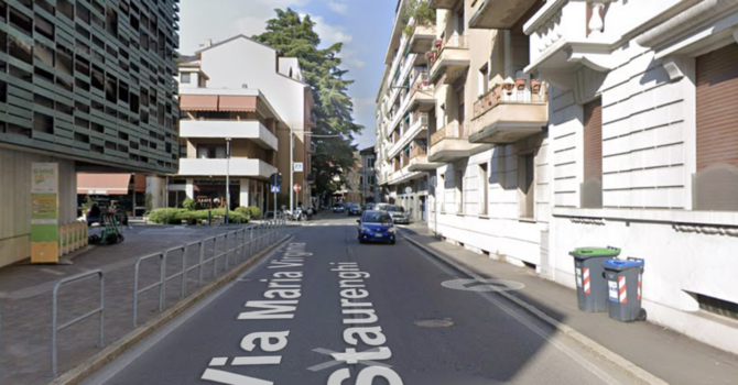Il tratto di via Staurenghi in cui ci sarà il restringimento di carreggiata Il tratto di via Staurenghi in cui ci sarà il restringimento di carreggiata