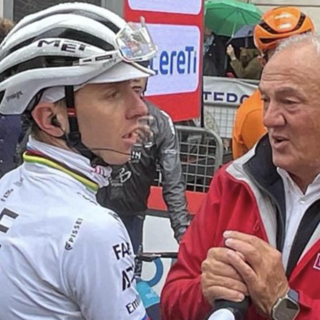 Renzo Oldani e Tadaj Pogacar al termine dell'edizione dello scorso anno, annullata in corso d'opera per maltempo