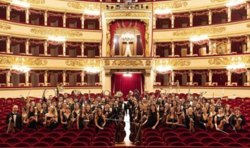 L’orchestra dell’Accademia Teatro alla Scala e Pietro De Maria a Varese: un dialogo tra il romanticismo di Schumann e Brahms