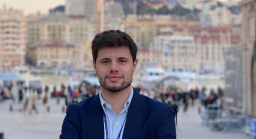 Il sindaco di Sangiano Matteo Marchesi Il sindaco di Sangiano Matteo Marchesi