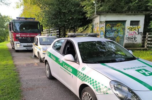 L'intervento di contenimento dello sversamento di idrocarburi nel fiume Ticino tra Sesto e Golasecca
