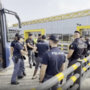 Immigrazione clandestina, rimpatriati 23 cittadini egiziani: uno di loro espulso dalla Questura di Varese Immigrazione clandestina, rimpatriati 23 cittadini egiziani: uno di loro espulso dalla Questura di Varese