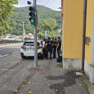 L'operazione anti "maranza" delle polizie locali della Valceresio a Porto Ceresio