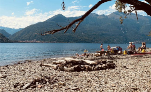 La spiaggia di Ronco delle monache a Maccagno La spiaggia di Ronco delle monache a Maccagno