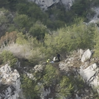 Escursionisti in difficoltà sui monti del Lecchese. Salvati dall'elicottero dei vigili del fuoco di Malpensa