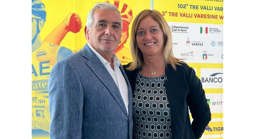 Il nuovo commissario forzista Laura Rogora con il predecessore Orazio Tallarida