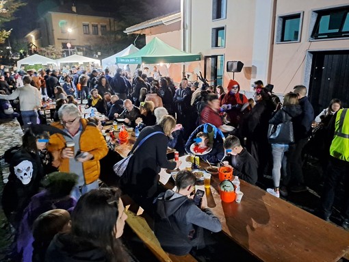Una delle passate edizione della Festa di Halloween a Taino