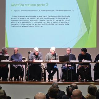 Il Cer dei Laghi fa i conti: 135 soci, 120 kW installati e altri 170 in arrivo