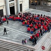 Il trenino sul sagrato della basilica Il trenino sul sagrato della basilica