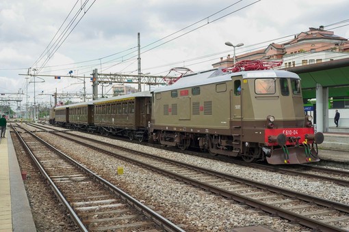Treno storico di Trenord: un viaggio negli anni ‘20 da Milano a Laveno