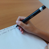 La penna “smart” per lo screening precoce della disgrafia, pubblicato studio di Politecnico di Milano e Università dell’Insubria La penna “smart” per lo screening precoce della disgrafia, pubblicato studio di Politecnico di Milano e Università dell’Insubria