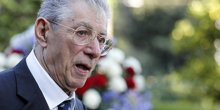 La Lega di Varese: «Non c'è Umberto Bossi? Il Famedio è monco» La Lega di Varese: «Non c'è Umberto Bossi? Il Famedio è monco»