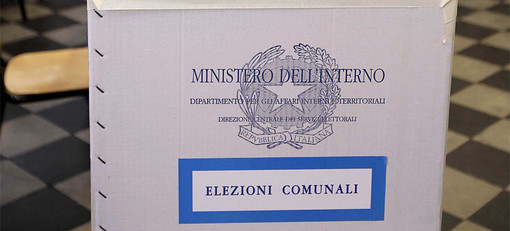 Nove sindaci eletti in provincia di Varese: tra continuità e astensionismo e con i "ribaltoni" di Laveno e Luino Nove sindaci eletti in provincia di Varese: tra continuità e astensionismo e con i "ribaltoni" di Laveno e Luino