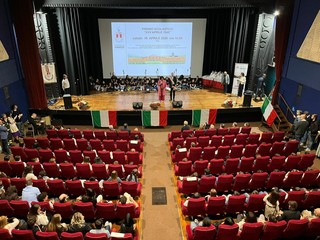 Le immagini della premiazioni del Premio XXV Aprile 1945 al Cinema Teatro Nuovo di Varese