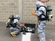 Le operazioni condotte dai vigili del fuoco di Varese in via Per Schianno Le operazioni condotte dai vigili del fuoco di Varese in via Per Schianno